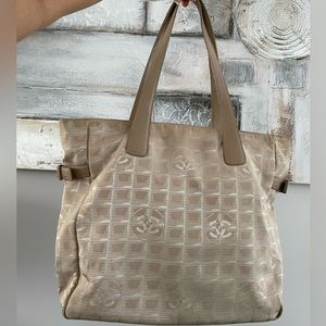 Chanel travel Ligne Tote